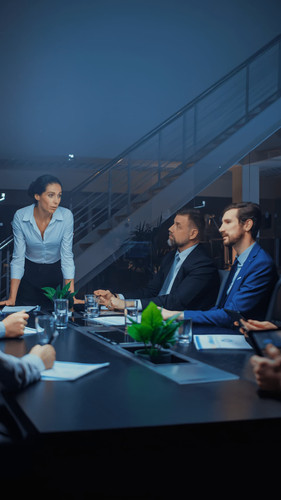 Customer Research, Insights & Sales Planning.jpg