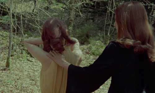 美丽诱惑.Girl.Slaves.of.Morgana.Le.Fay.1971.UHD.BluRay.2160p.x265.SDR.FLAC.mUHD FRDS ENG 012353.jpg