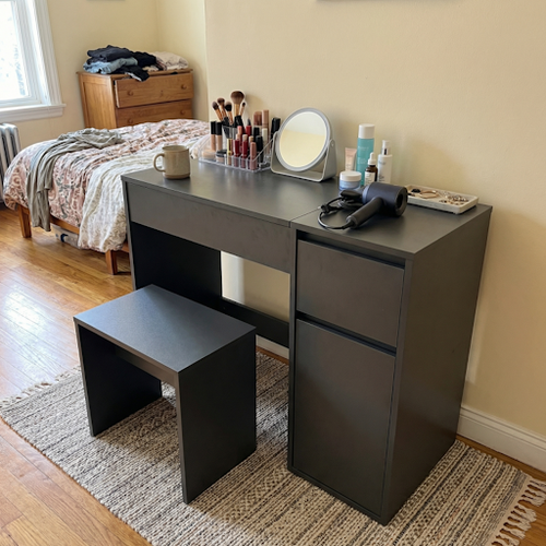 DHS Vanity Table - Lovely Addition to My Room.png