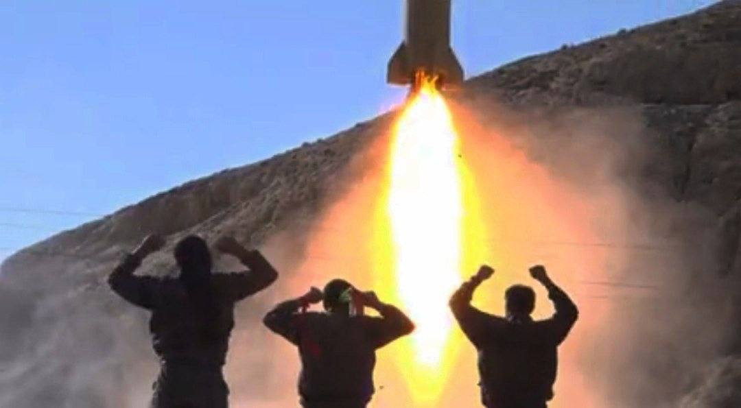 جيش الاحتلال: "منظومات الدفاع الجوي فشلت في التصدي للصاروخ الذي سقط على عراد، وكان يزن ٤٥٠ كغم"....