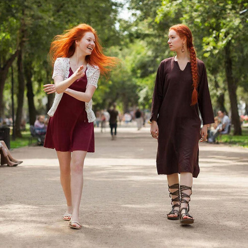 Лена и Вита.jpg