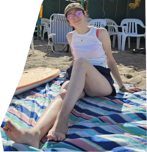 beach sunglasses hat.jpg