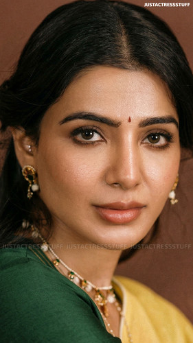 samantha 36944674457452105.jpg