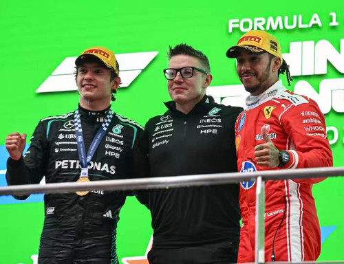 8QN7pT F5h2dqDdU.jpg