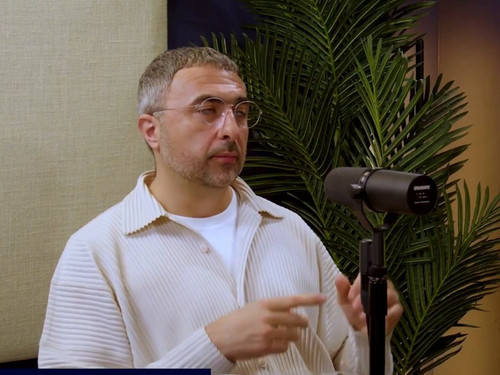 yH4LQaRSL Qfzd0D.jpg