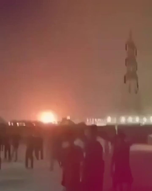 6JL6 IJyXiPkY2Ft.jpg