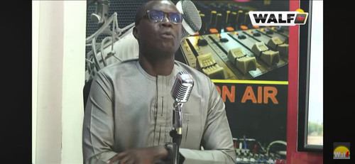 vlNXiM9Yi1DO q3K.jpg