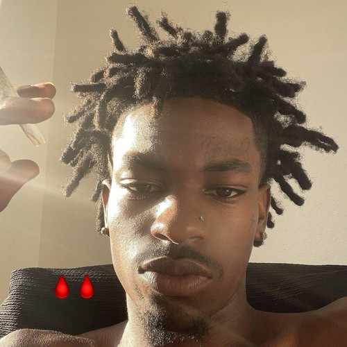 babyglitch800.jpg