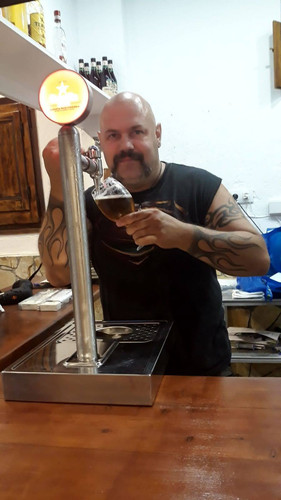 eb55607e da35 4aad b0c5 ba94ec18497a Original.jpg