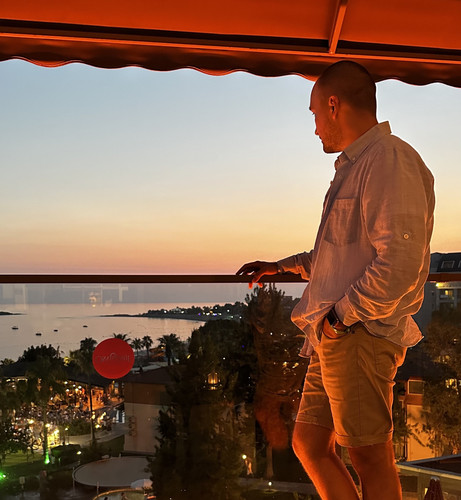 user 78891149 908D 4D0E BAB4 C1A3AD67891D.jpg