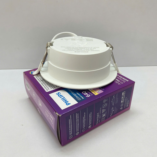 den downlight am tran choa sau 3 che do doi mau led philips meson c rc rd ssw d100 9w 640lm (8).jpg