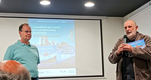 HCvaK HbcAAANaL?format=jpg.jpg