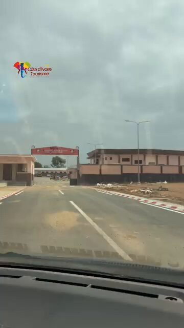 5emqo5B6L NwNppE.jpg