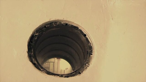 NEcqFC4euHYb DBZ.jpg