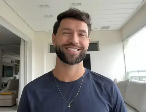 Alisson se despede do MorumBIS e é anunciado no Fluminense