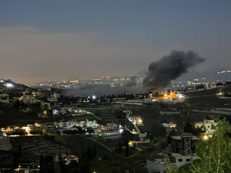 طائرات الاحتلال تشن غارة استهدفت بلدة السلطانية جنوبي لبنان...