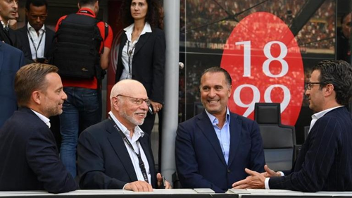 HCtnX9MWoAA 7z5?format=png.png