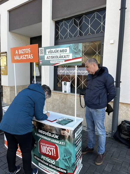 646381130 930219436642661 8602645022799136131 n.jpg?stp=cp6 dst jpg s590x590 tt6& nc cat=100&ccb=1 7.jpg