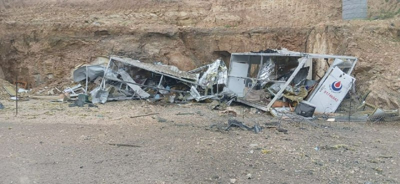 طيران الاحتلال يستهدف مركز الهيئة الصحية الإسلامية في دير كيفا جنوب لبنان، دون وقوع إصابات....