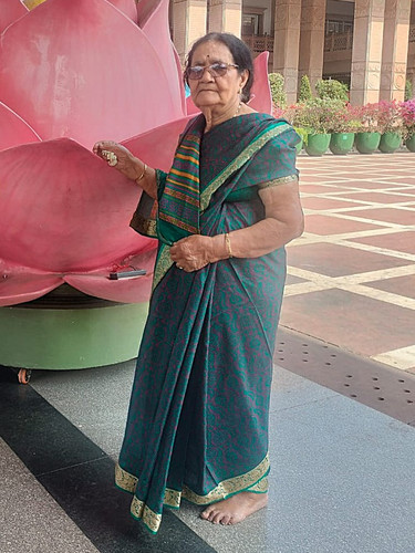 rathore sir mumma.jpg