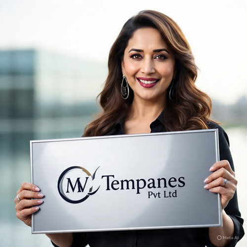 indian actress madhuri dikshit who holding sine (10).jpg