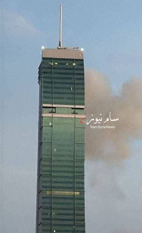 تقرير: هجوم على فندق يقيم فيه ضباط من الأسطول الخامس الأمريكي في البحرين باستخدام طائرات بدون طيار...