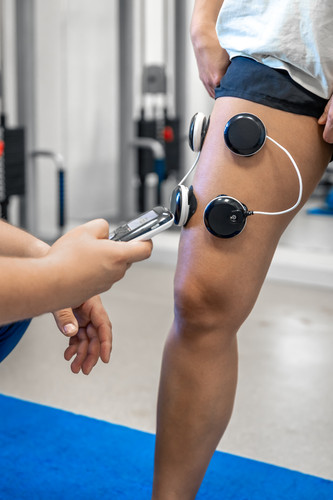 Non-Surgical Shockwave Therapy for Bone Nonunion.jpg