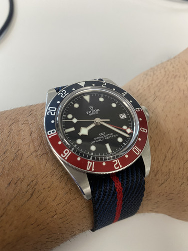 DE31A6B8 B85A 43D2 85F3 4C63E65A7D5F.jpg