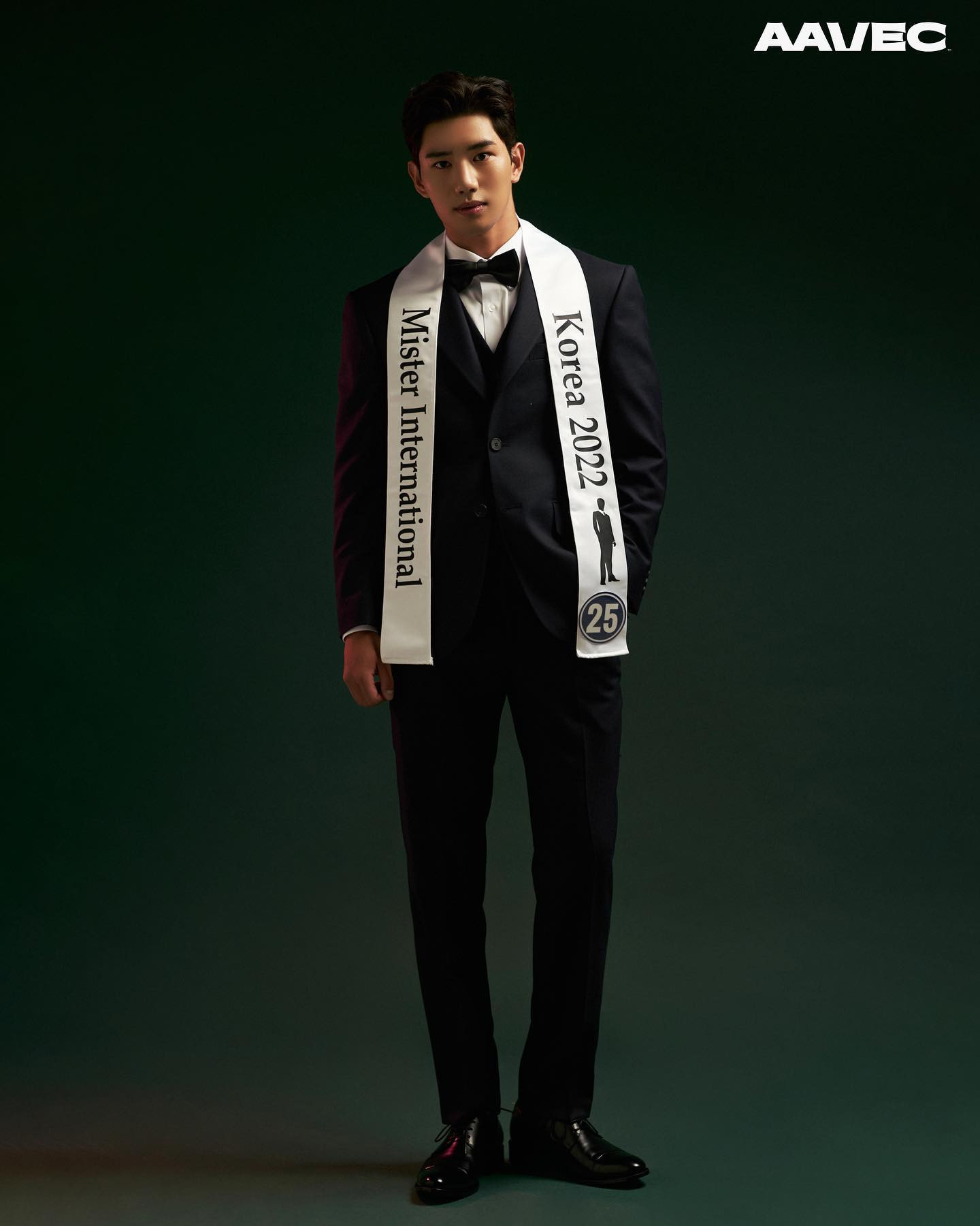 kim hee won vence mr international korea 2022. 	 - Página 4 RGFM8u