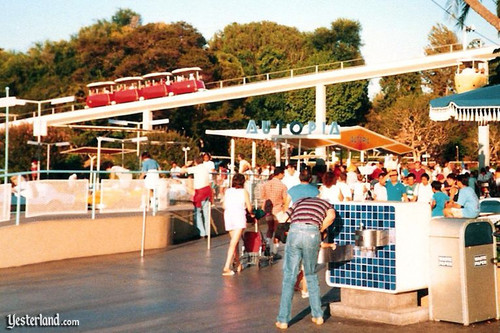 peoplemover autopiacirca1995cb.jpg