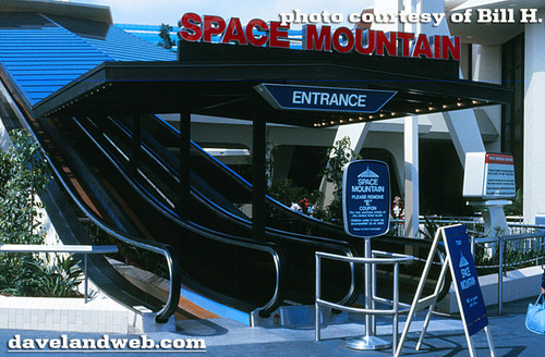 Space Mountain opening day 0677c.jpg