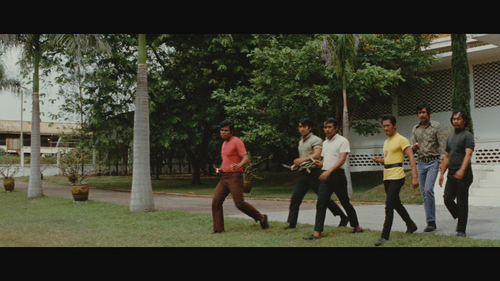 The Big Boss AKA Tang shan da xiong 1971 REMUX 1080p x264 ac3.mkv 20221017 183930.192.png