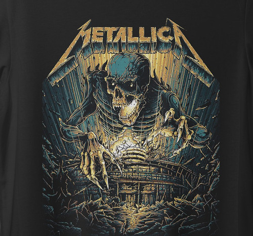metallica 4 mockup.jpg