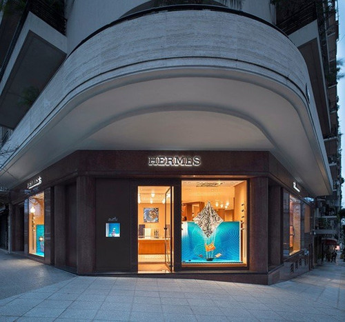 ryHwowQUQ 720x0 1.jpg