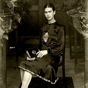 Frida Kahlo in 1926.jpg