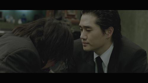 Oldboy.2003.UHD.BluRay.REMUX.2160p.HEVC.DTS HD.MA5.1 HDS.mkv 20220713 141252.819.png