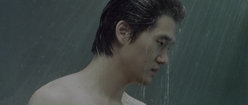 Oldboy.2003.2160p.HDR.UHD.BluRay.DTS HD.MA.5.1.x265 10bit HDS.mkv 20220713 184054.206.png