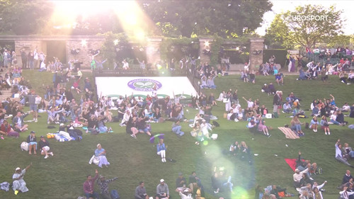 Wimbledon.2022.Round.1.Serena.Williams.vs.Harmony.Tan.1080p.WEB DL.AAC2.0.H.264 playWEB.5.jpg