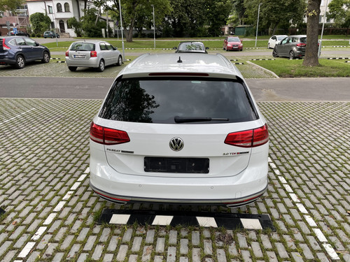 54AB515B 2992 44C5 8444 DD878DEDDDC2.jpg