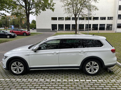 06F4AB2D 6A0C 49D5 BA37 40FFD121BB38.jpg