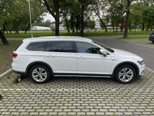 3B49FEFD 7DFE 4509 86C9 8D27FAF1B36E.jpg