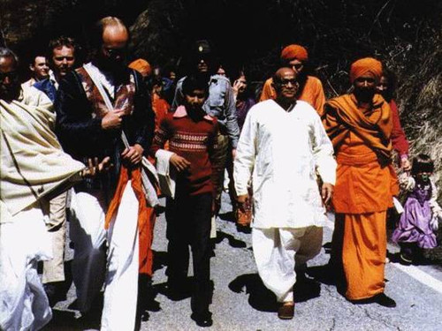 ananda marga baba nam kevalam 138.jpg