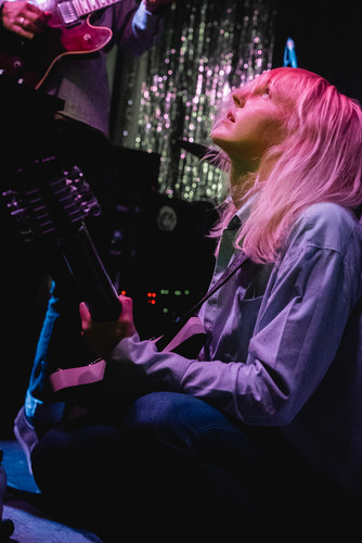 Laura Marling 2018 06 01 LUMP Live at Rough Trade East London 06.jpg