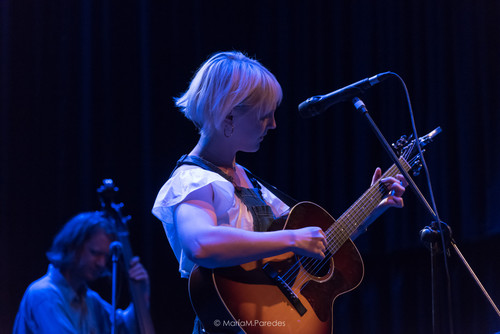 Laura Marling 2016 04 12 Live at La Trastienda Montevideo 03.jpg
