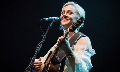 Laura Marling 2016 06 18 Live at Meltdown Festival 01.jpg