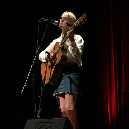 Laura Marling 2016 09 27 Live at Alberta Rose Theatre Portland 03.jpg