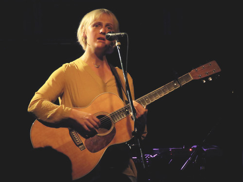 Laura Marling 2016 04 13 Live at La Trastienda Buenos Aires 05.jpg