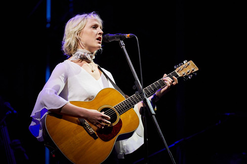 Laura Marling 2016 08 20 Live at Green Man Festival 07.jpg