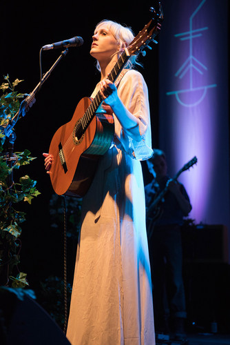 Laura Marling 2017 03 21 Live at Roundhouse London 03.jpg