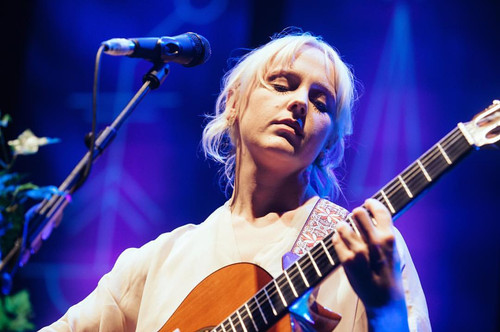 Laura Marling 2017 03 21 Live at Roundhouse London 07.jpg
